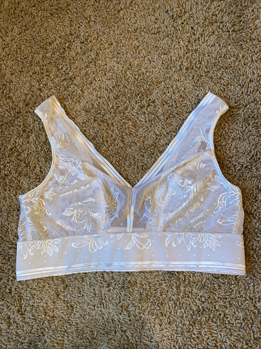 Wacoal Net Effect Sheer Soft Cup Wireless Bralette Unpadded Size 32 Beige 810340